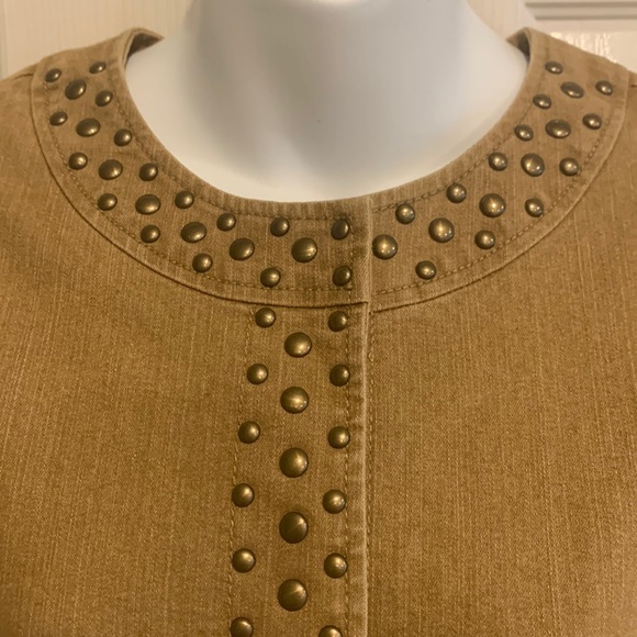 Camel Color Jacket - Picture 4 of 10